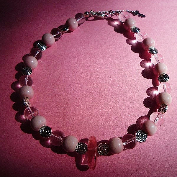 pink bubbles beaded necklace ｡˚○໑