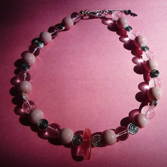 pink bubbles beaded necklace ｡˚○໑